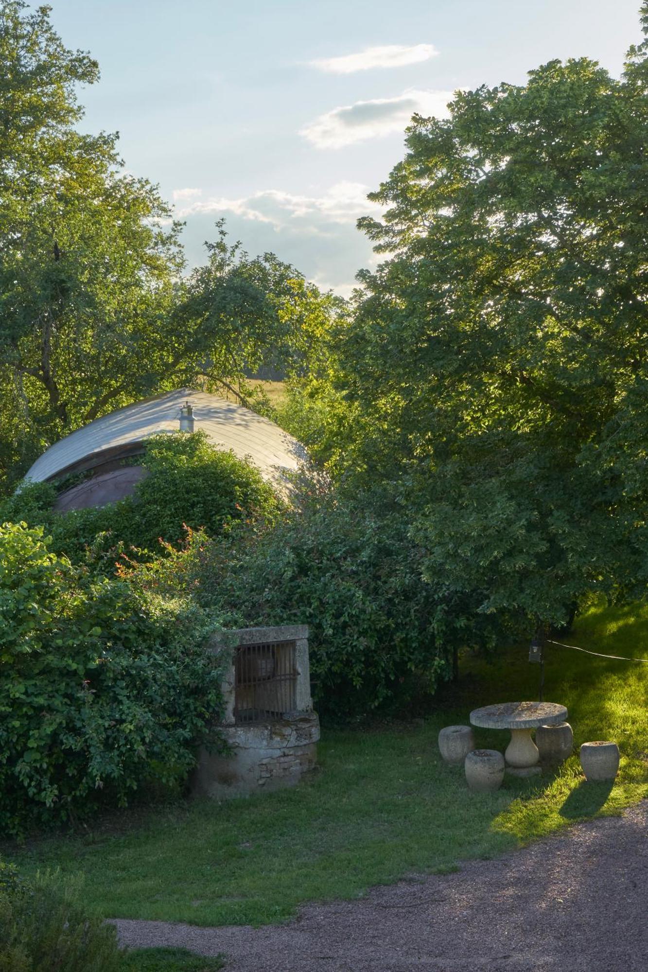 فندق La Colline Du Colombier Iguerande المظهر الخارجي الصورة